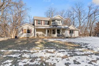 8100 149th Street W, Taylor Ridge, IL 61284