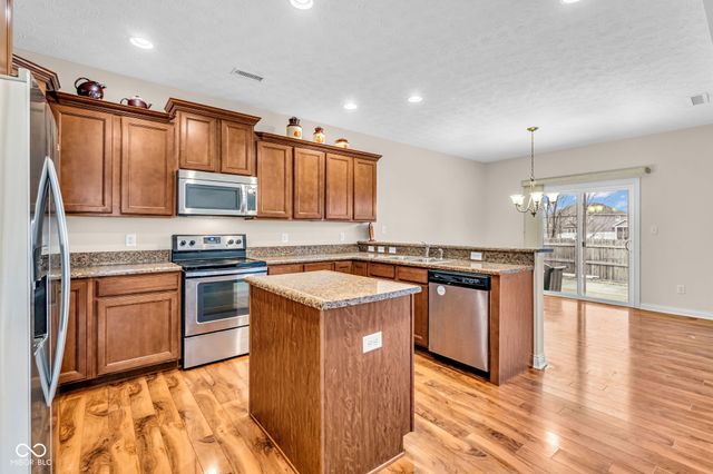 1612 Dorset Drive, Avon, IN 46123