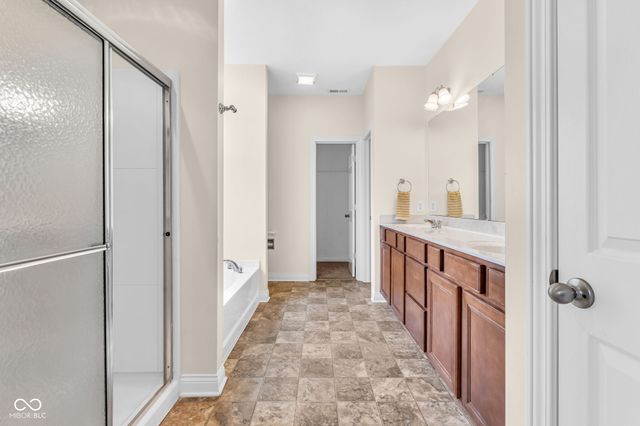 1612 Dorset Drive, Avon, IN 46123