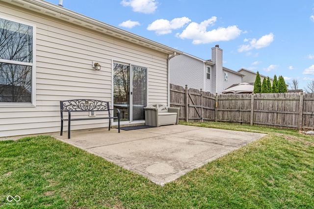 1612 Dorset Drive, Avon, IN 46123