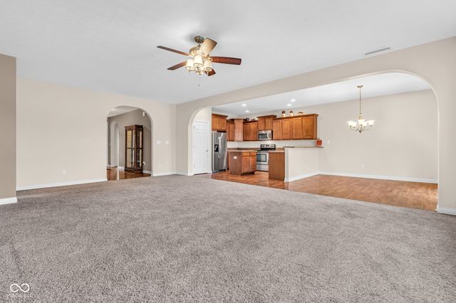 1612 Dorset Drive, Avon, IN 46123