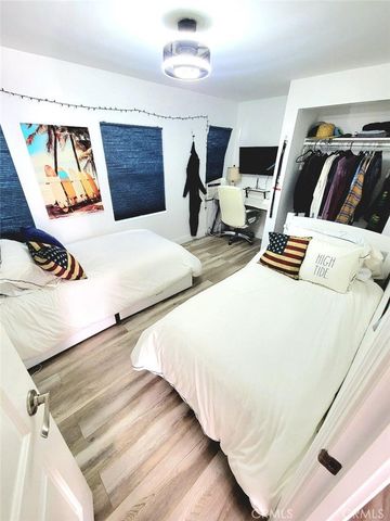 21752 Pacific Coast Hwy. 20A, Huntington Beach, CA 92646