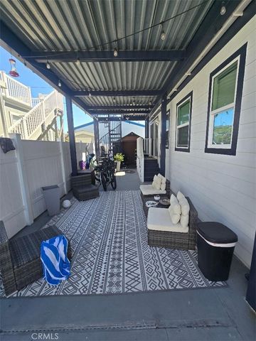 21752 Pacific Coast Hwy. 20A, Huntington Beach, CA 92646