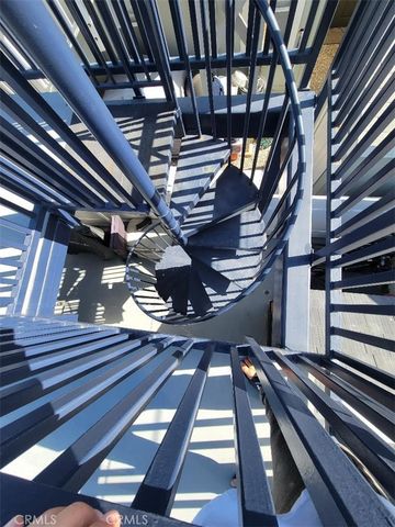 21752 Pacific Coast Hwy. 20A, Huntington Beach, CA 92646