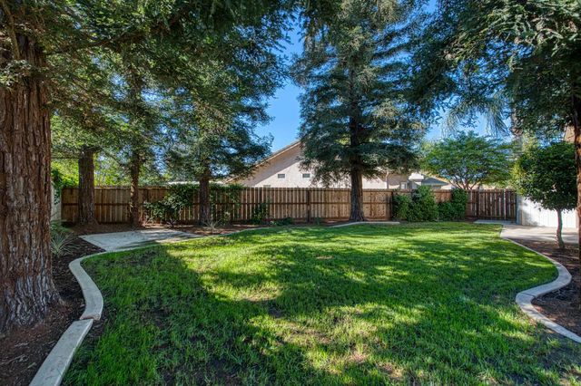4994 W Decatur Avenue, Fresno, CA 93722