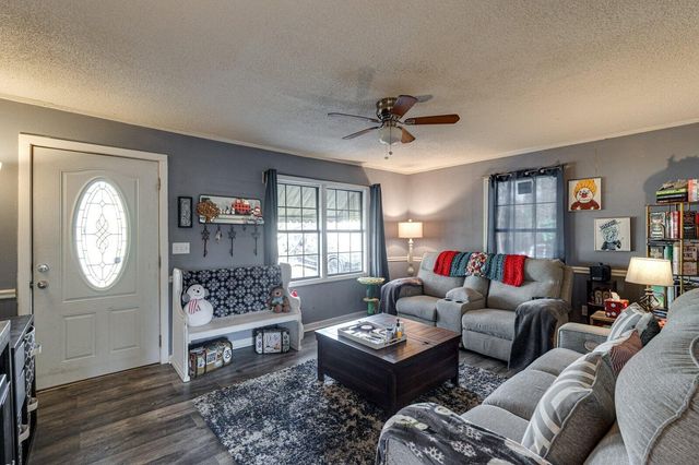 92 N Lake Terrace, Rossville, GA 30741