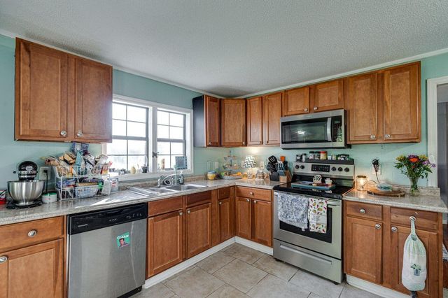 92 N Lake Terrace, Rossville, GA 30741