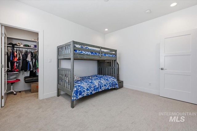 353 Castlebury St, Middleton, ID 83644