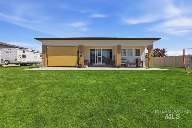 353 Castlebury St, Middleton, ID 83644