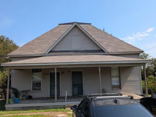 1028 S 11, Arkadelphia, AR 71923