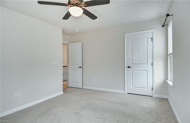 2068 Roger McClung LN, Virginia Beach, VA 23456