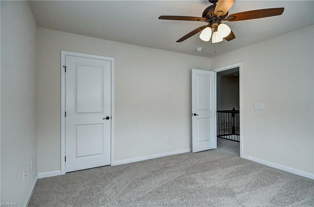 2068 Roger McClung LN, Virginia Beach, VA 23456