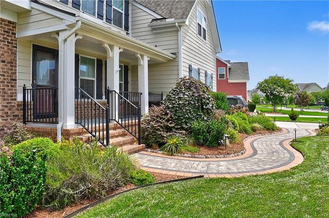 2068 Roger McClung LN, Virginia Beach, VA 23456