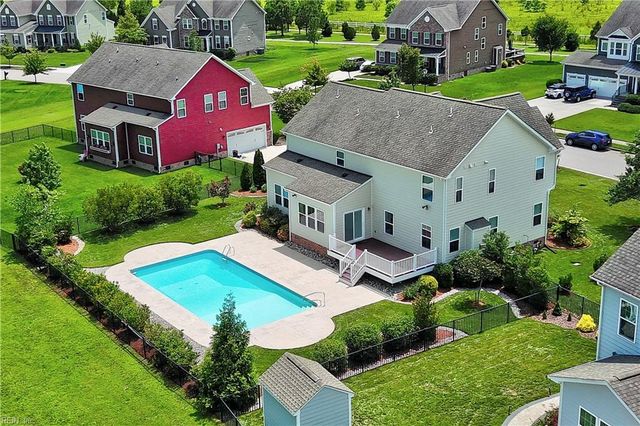 2068 Roger McClung LN, Virginia Beach, VA 23456