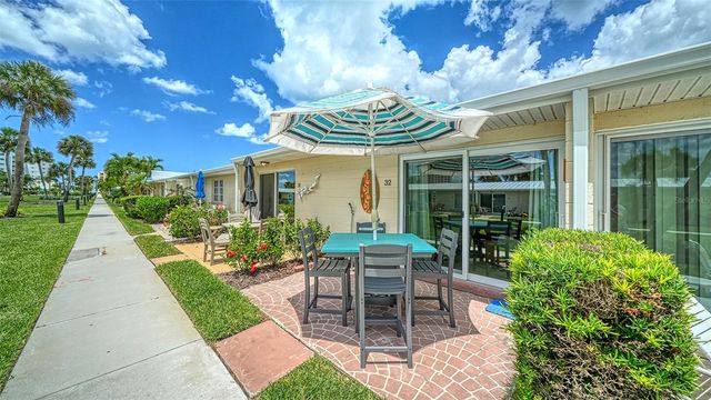 5830 MIDNIGHT PASS ROAD 32, Sarasota, FL 34242
