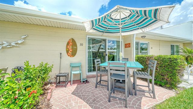5830 MIDNIGHT PASS ROAD 32, Sarasota, FL 34242