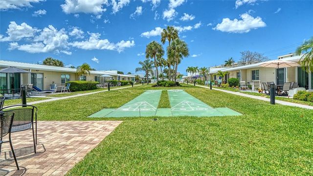 5830 MIDNIGHT PASS ROAD 32, Sarasota, FL 34242