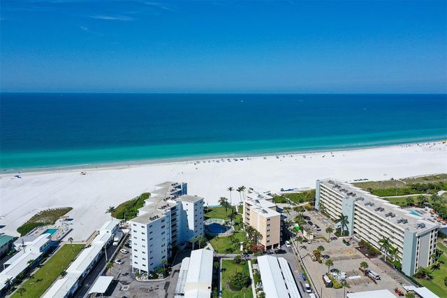 5830 MIDNIGHT PASS ROAD 32, Sarasota, FL 34242