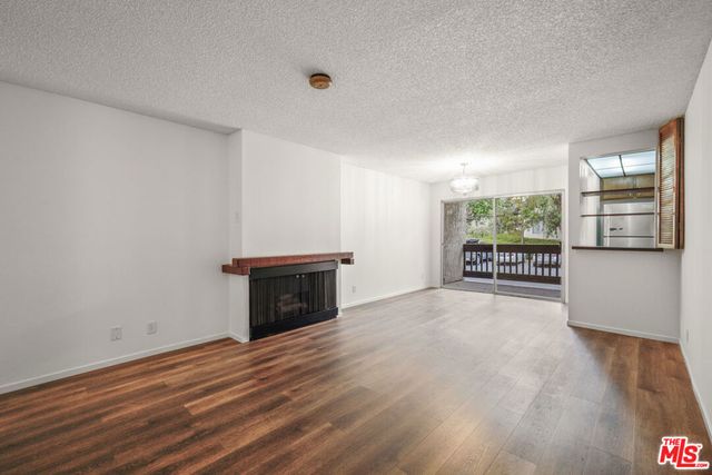 7105 Summertime Lane, Culver City, CA 90230