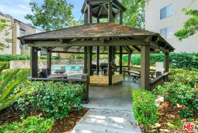 7105 Summertime Lane, Culver City, CA 90230