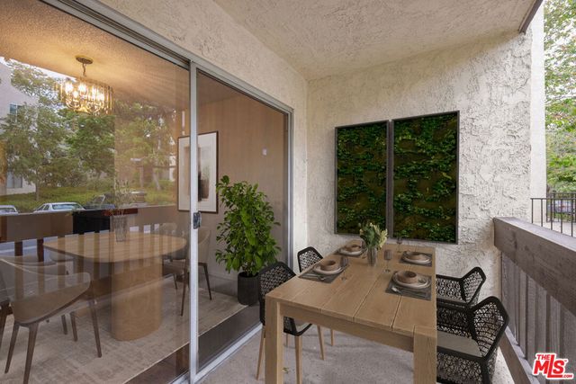 7105 Summertime Lane, Culver City, CA 90230