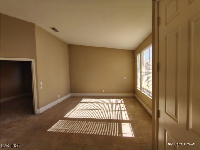 9160 VALLEY SPRING Court NA, Las Vegas, NV 89147