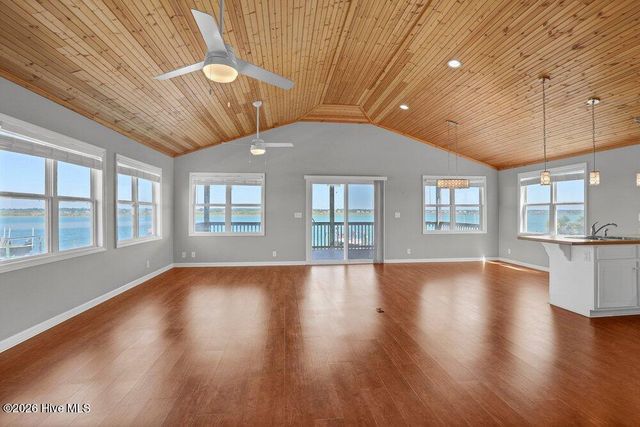 712 Channel Boulevard, Holly Ridge, NC 28445