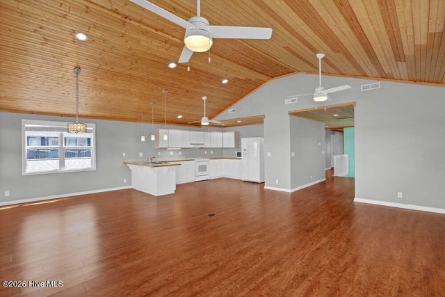 712 Channel Boulevard, Holly Ridge, NC 28445