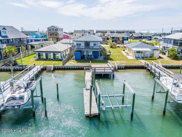 712 Channel Boulevard, Holly Ridge, NC 28445