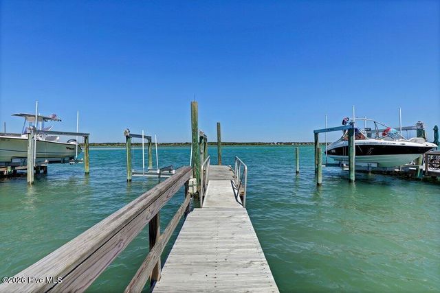 712 Channel Boulevard, Holly Ridge, NC 28445