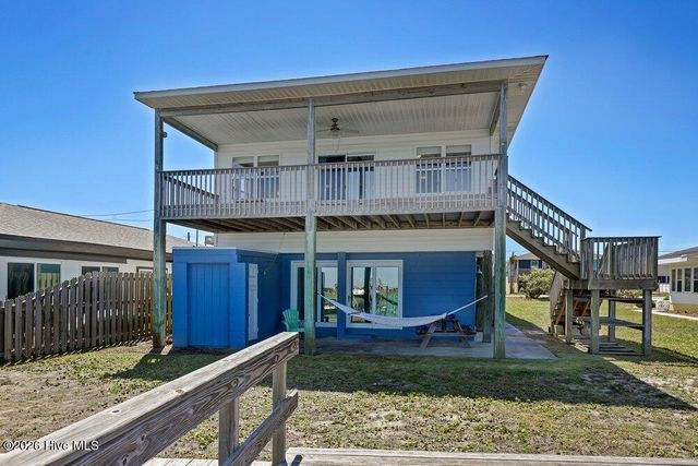 712 Channel Boulevard, Holly Ridge, NC 28445