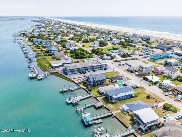 712 Channel Boulevard, Holly Ridge, NC 28445