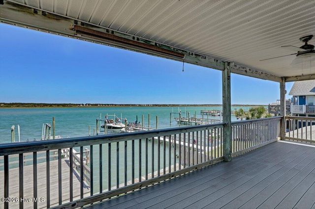 712 Channel Boulevard, Holly Ridge, NC 28445