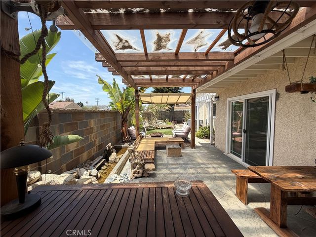 2512 W Fulcrum, Anaheim, CA 92804