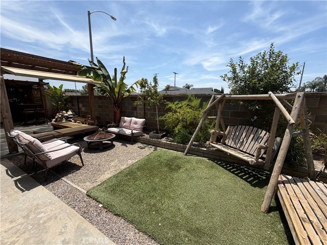 2512 W Fulcrum, Anaheim, CA 92804