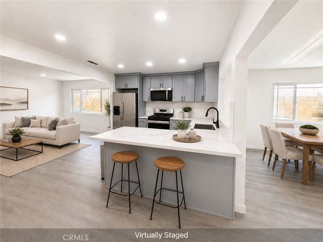 2512 W Fulcrum, Anaheim, CA 92804