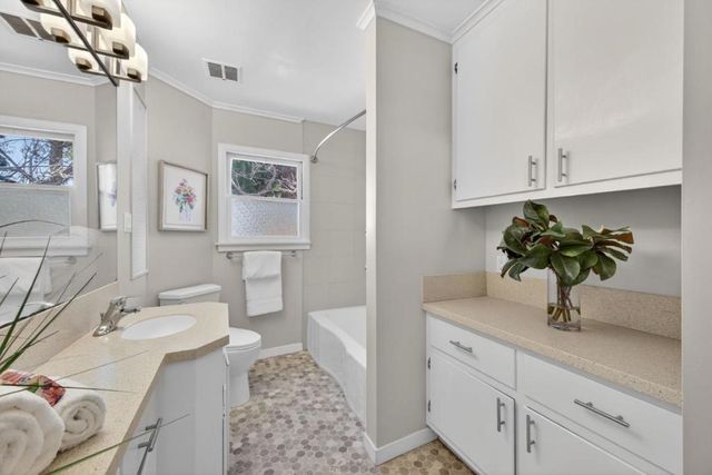 3 Vera Court, Redwood City, CA 94061