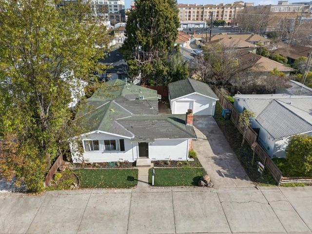 3 Vera Court, Redwood City, CA 94061