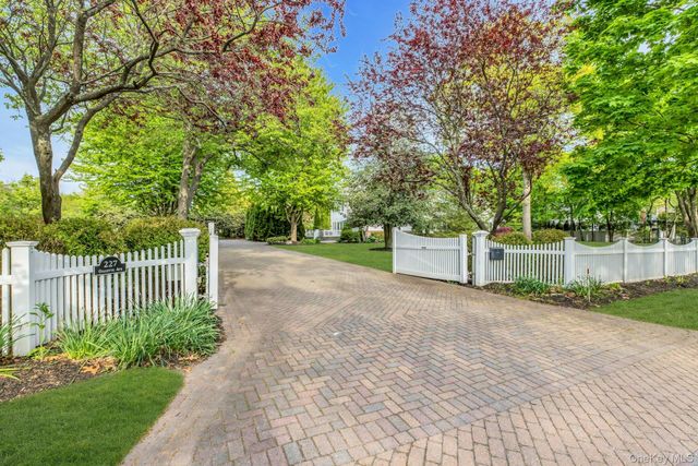 227 Gillette Avenue, Bayport, NY 11705