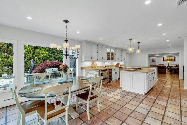 227 Gillette Avenue, Bayport, NY 11705