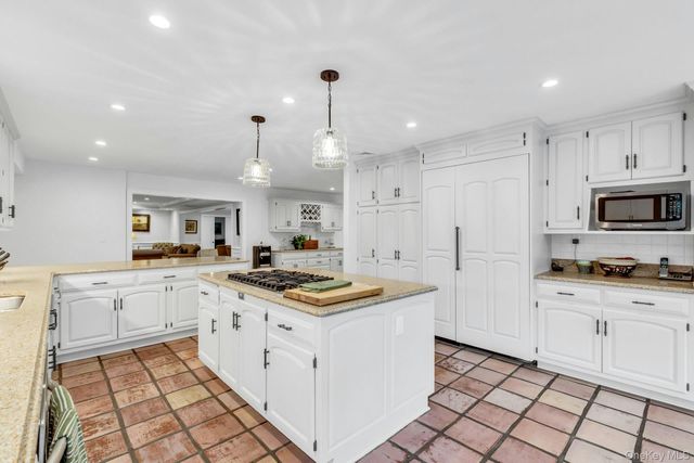 227 Gillette Avenue, Bayport, NY 11705
