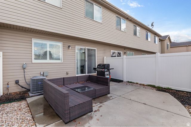 1148 W SERAPHIM CT, Layton, UT 84041