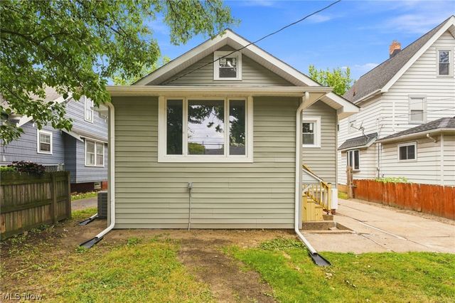 3615 W 134th Street, Cleveland, OH 44111