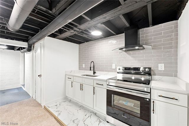 3615 W 134th Street, Cleveland, OH 44111
