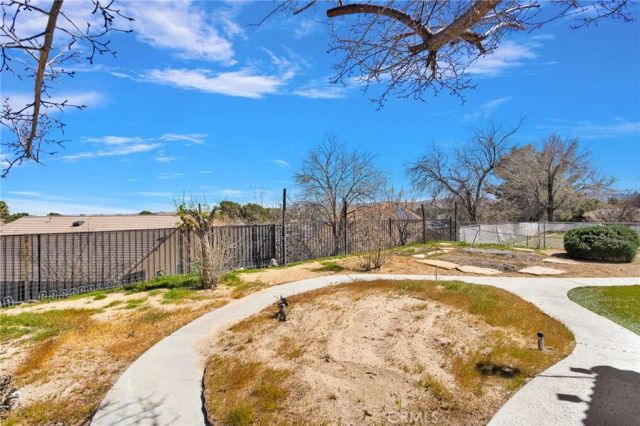 14652 Greenbriar Drive, Helendale, CA 92342