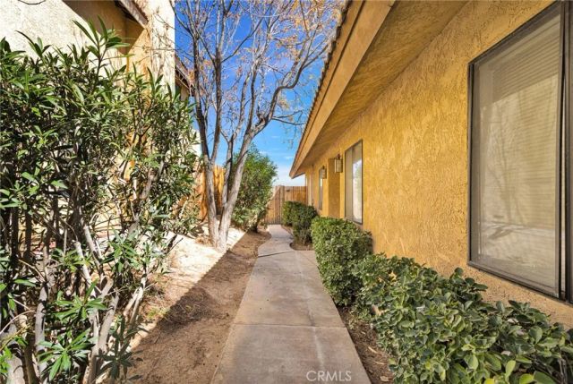 14652 Greenbriar Drive, Helendale, CA 92342