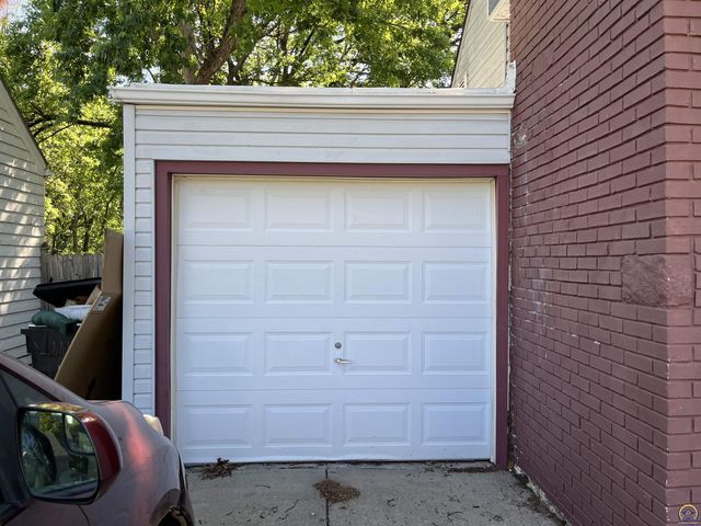 624 SW Grandview AVE, Topeka, KS 66606