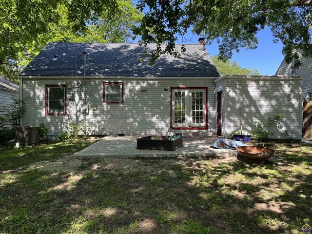 624 SW Grandview AVE, Topeka, KS 66606