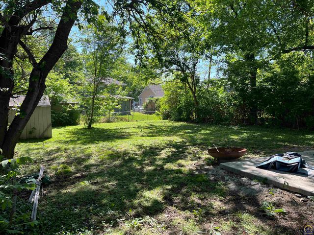 624 SW Grandview AVE, Topeka, KS 66606