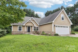 10 Grove End Road, Fletcher, NC 28732